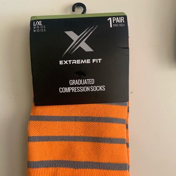 Extreme Fit Graduated Compression Socks L/XL (2 pair) - Picture 3 of 6